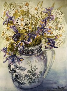 Iris, crisantemi e garofani in una brocca Copeland